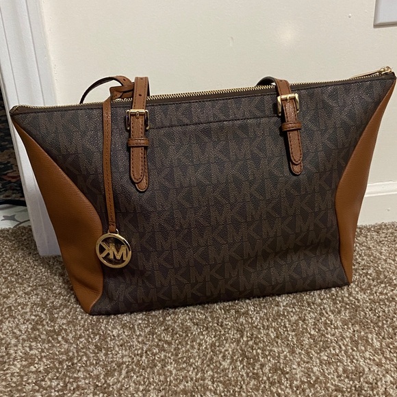 Michael Kors Signature Brown and Tan Tote🤎LIKE NEW🤎SUPER CLEAN🤎 - Picture 2 of 13